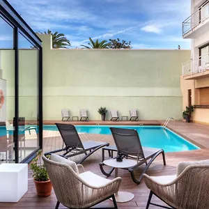 apartaments-lauria.top-hotels-tarragona.com/